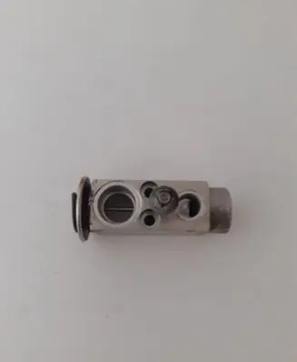 Mercedes-Benz Sprinter W906 Air conditioning (A/C) expansion valve 2308300184 7015087326310