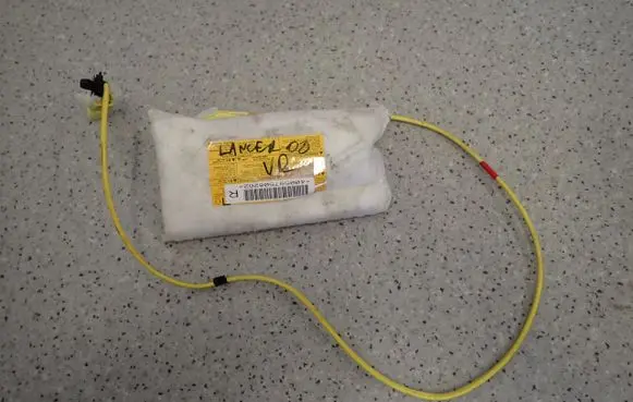Mitsubishi Lancer VIII Airbag set 