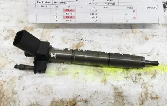 Fuel injector