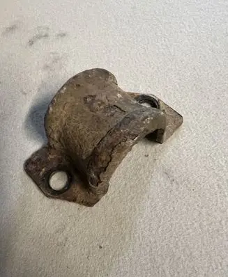 Jeep Grand Cherokee (WJ) Sway bar bush bracket, rear 