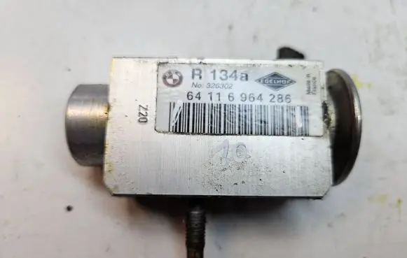 Air conditioning (A/C) expansion valve