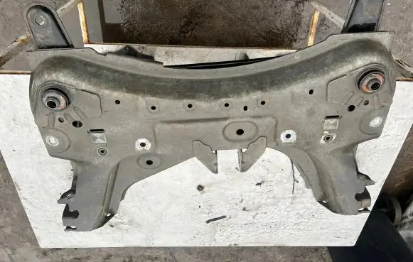 Renault Zoe Front subframe B98D