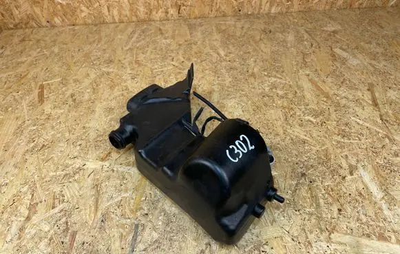 Mercedes-Benz C W205 Windshield washer fluid reservoir/tank A2058600160