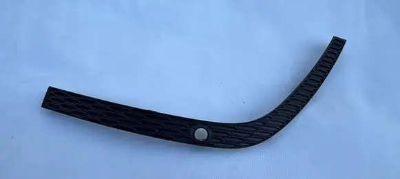 Audi Q8 Rear bumper trim bar molding 4M8807823A