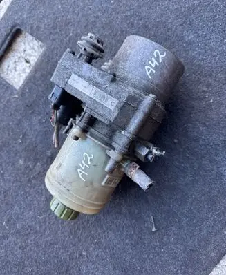 Seat Ibiza III (6L) Power steering pump 6Q0423155AD