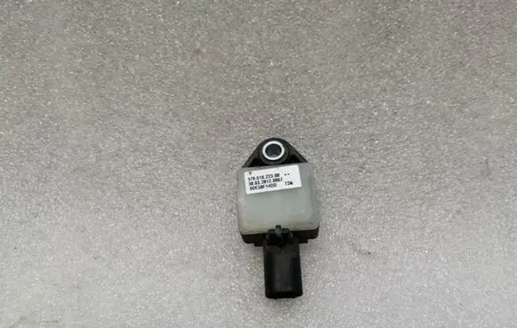 Porsche Panamera (970) Airbag deployment crash/impact sensor 97061822300