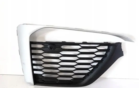 Audi Q7 4M Front bumper lower grill 4M0807682AM