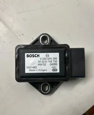 BMW 5 E60 E61 ESP acceleration yaw rate sensor 34526758750 5001482 0265005266