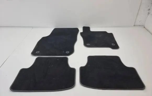Volkswagen Golf VIII Car floor mat set 5H2864435A 0002170210