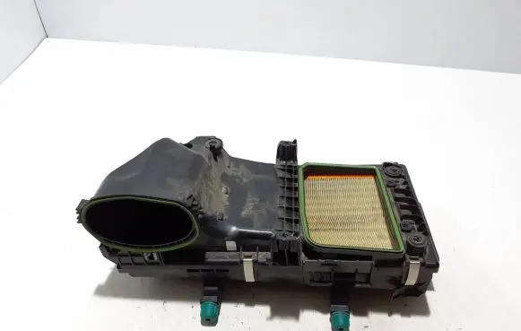 Mercedes-Benz GLC C253 Air filter box A6540902501