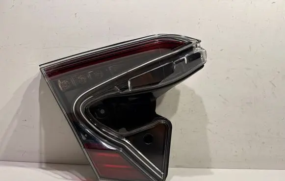 Toyota C-HR I Tailgate rear/tail lights 81590F40210