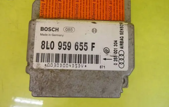 Audi A3 S3 8L Airbag control unit/module 8L0959655F