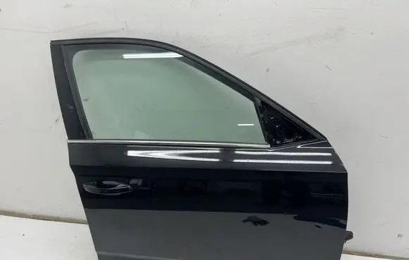 Skoda Kamiq Front door MMAUTKO22334
