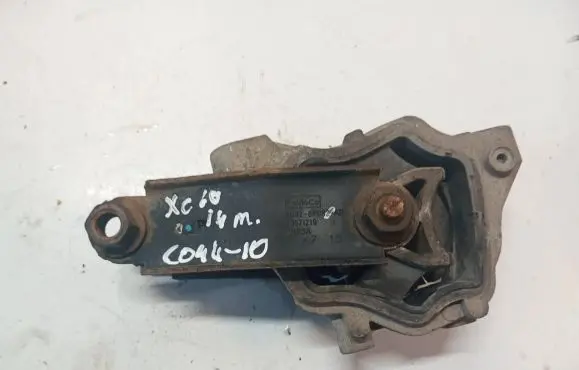 Volvo S60 Engine mount bracket 30748173 6G926P082LB 8H9SA