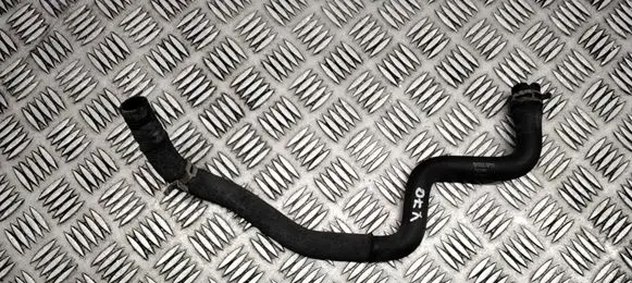 Engine coolant pipe/hose