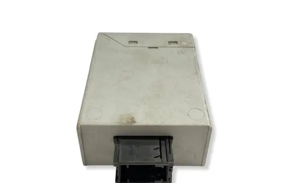 BMW 3 E46 Wing mirror control module 8376506 61358376506