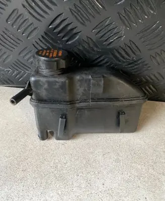 Volvo XC70 Power steering fluid tank/reservoir 8649720 1783