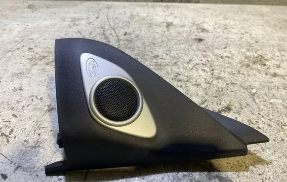 Mitsubishi Outlander Front door speaker 8720A0