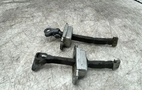 Toyota Aygo AB40 Rear door check strap stopper