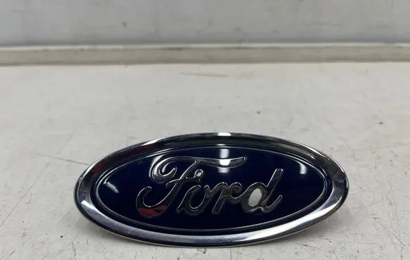 Ford Courier Manufacturer badge logo/emblem c1bb-8b262-aa