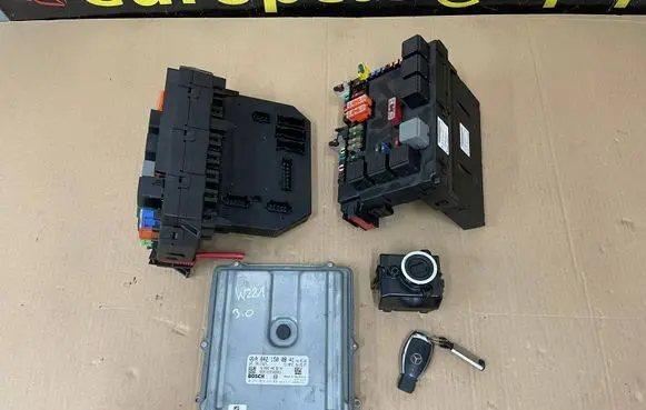 Mercedes-Benz S W221 Engine control unit/module A6421500841 0281014992 A0024460640
