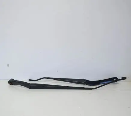 Opel Insignia A Windshield/front glass wiper blade 13227401 13227400