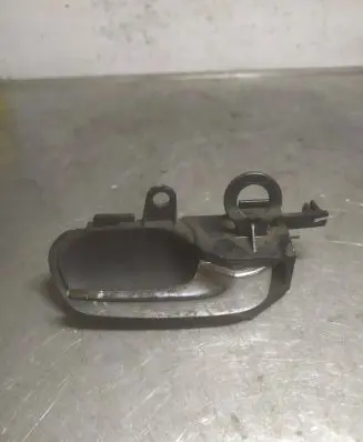 Toyota Yaris Front door interior handle 