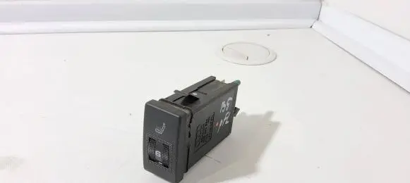Audi A4 S4 B5 8D Seat heating switch 8D0963563