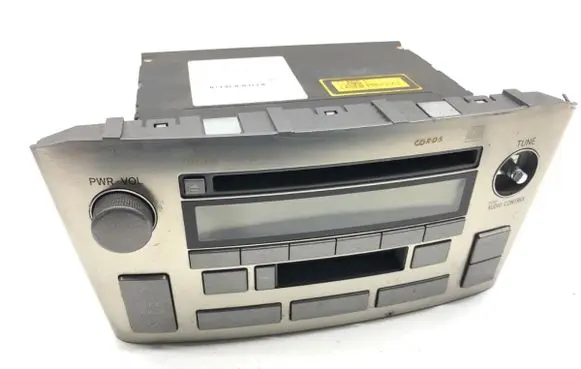 Toyota Avensis T250 Radio/CD/DVD/GPS head unit 8612005080