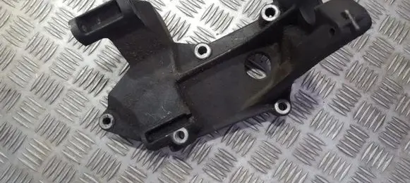 Ford Focus Engine mounting bracket 98ff10239be 98ff-10239-be