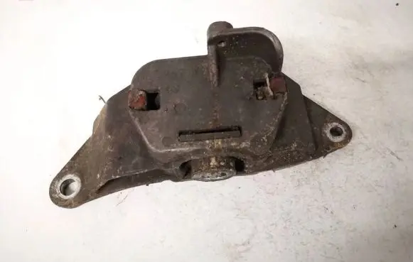Fiat Idea Engine mount bracket