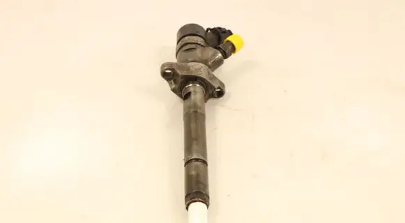 Suzuki SX4 Fuel injector 0445110239