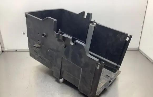 Ford Focus Battery box tray AM5110723