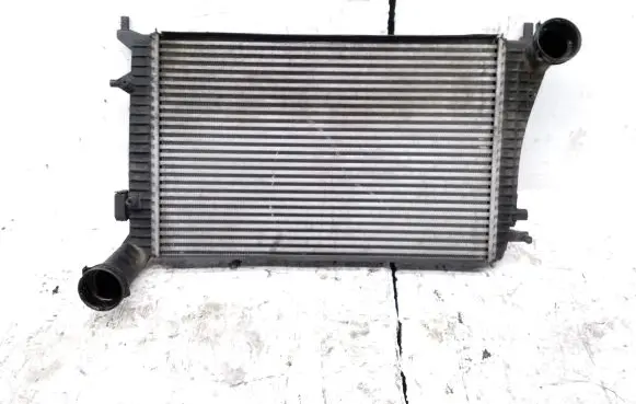 Volkswagen PASSAT B6 Intercooler radiator 3C0145803F