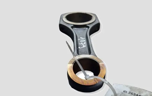 Mercedes-Benz E W212 Connecting rod/conrod 65100