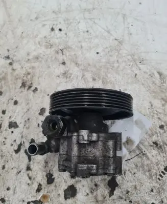 Citroen C5 Power steering pump