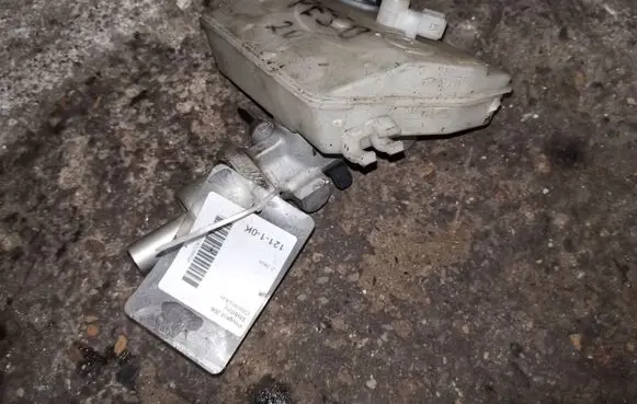 Peugeot 206 Master brake cylinder
