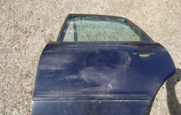Audi A4 S4 B5 8D Rear door melynos
