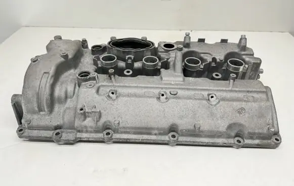 BMW M6 Rocker cam cover 8648129