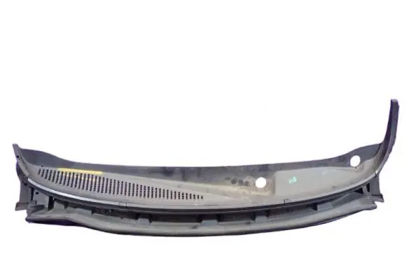 Nissan Note (E11) Wiper trim 