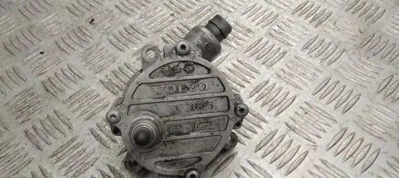 Volvo S80 Vacuum pump 30731825