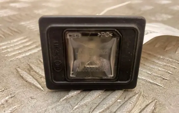 Mercedes-Benz GL X166 Number plate light A0009062903 A046341