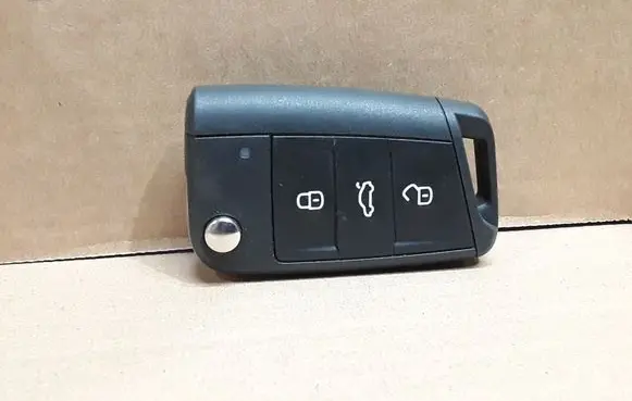 Volkswagen Golf VII Ignition key/card 5G0959752