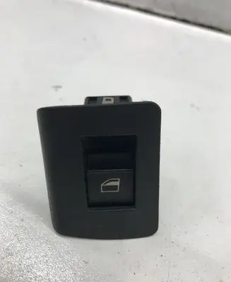BMW X5 E53 Electric window control switch 8385956