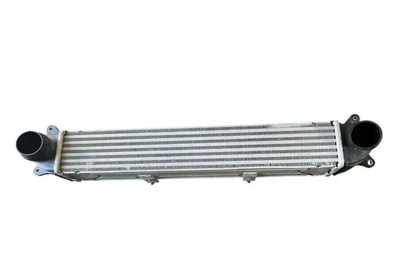 KIA Ceed Intercooler radiator 2827008000 A10174543 20230317