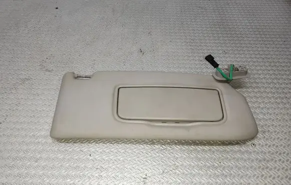 Volvo V50 Sun visor
