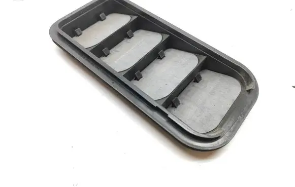 Volkswagen Tiguan Allspace Quarter panel pressure vent 7N0819465E