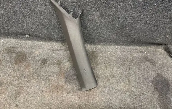 Chevrolet Camaro (A) pillar trim 84125427 84125430