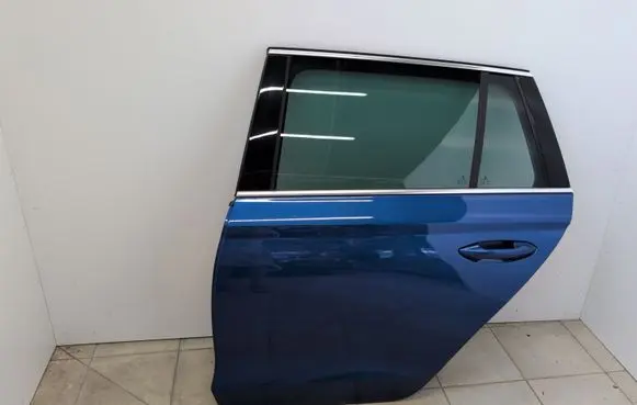 Skoda Octavia Mk4 Rear door 5E6833051B