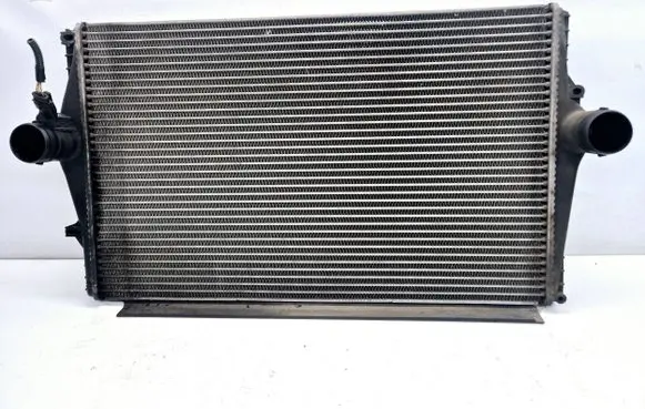 Volvo V70 Intercooler radiator 8649471